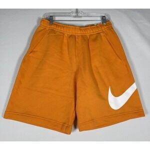 NWT Nike Sportswear Club Graphic Shorts Mens Medium Orange BV2721-886 Sports
